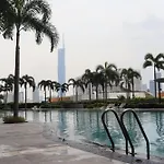 Trion Luxe Service Suite At Klcc