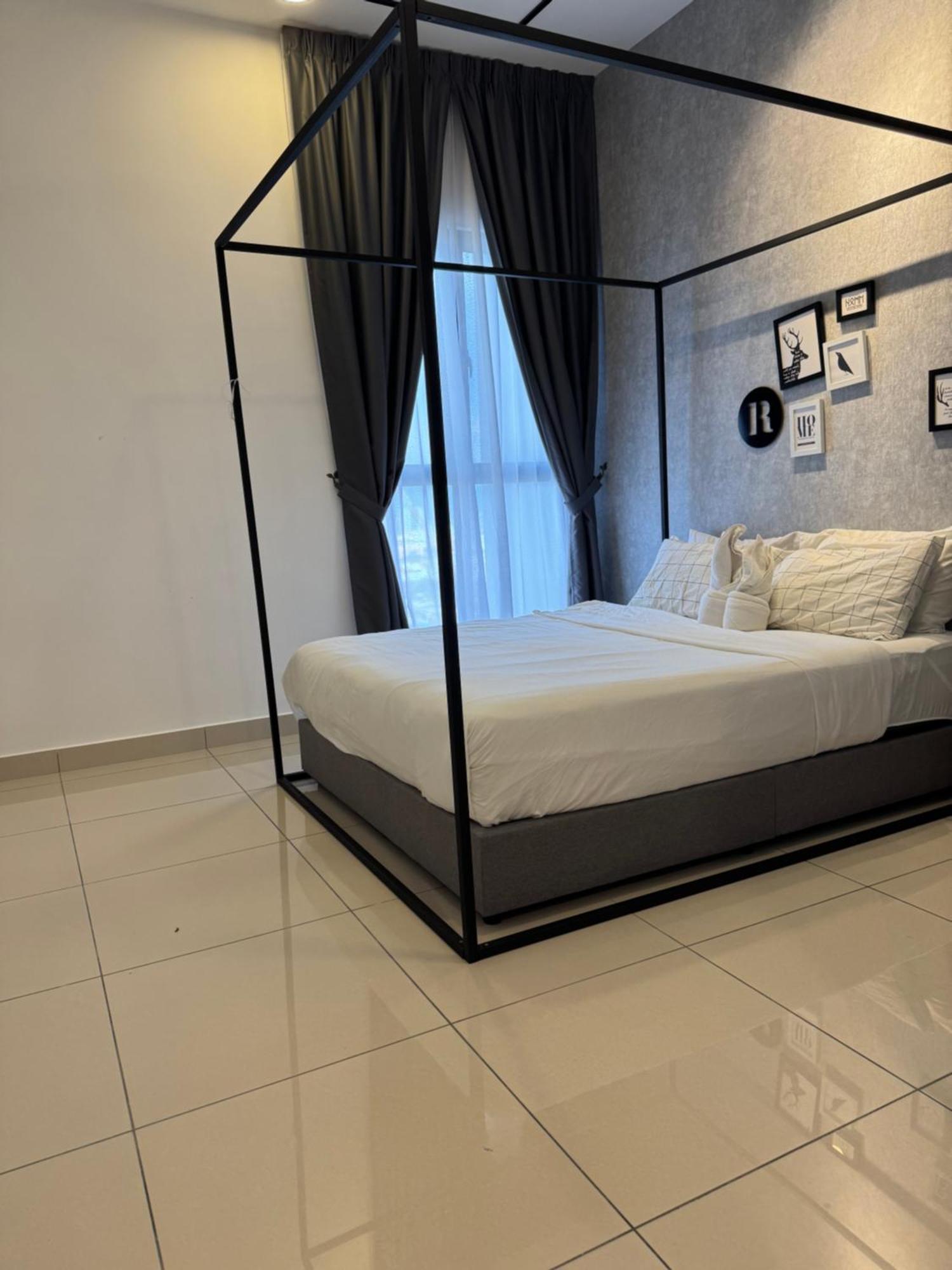 Trion Luxe Service At Klcc * Kuala Lumpur