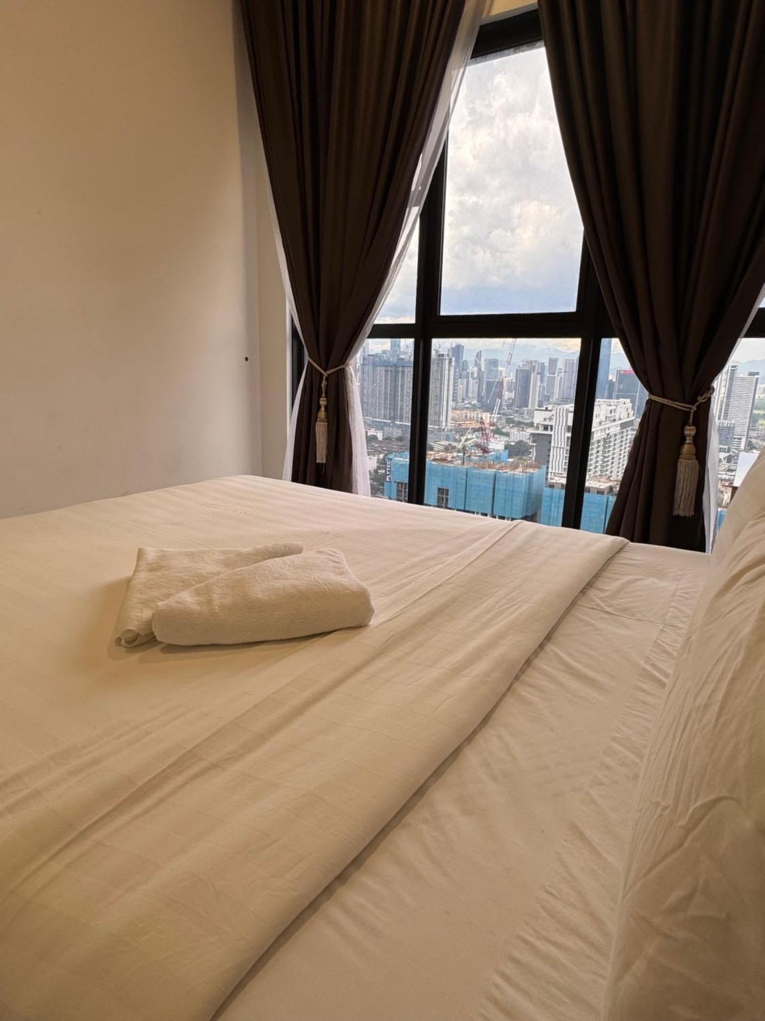 Trion Luxe Service At Klcc Kuala Lumpur