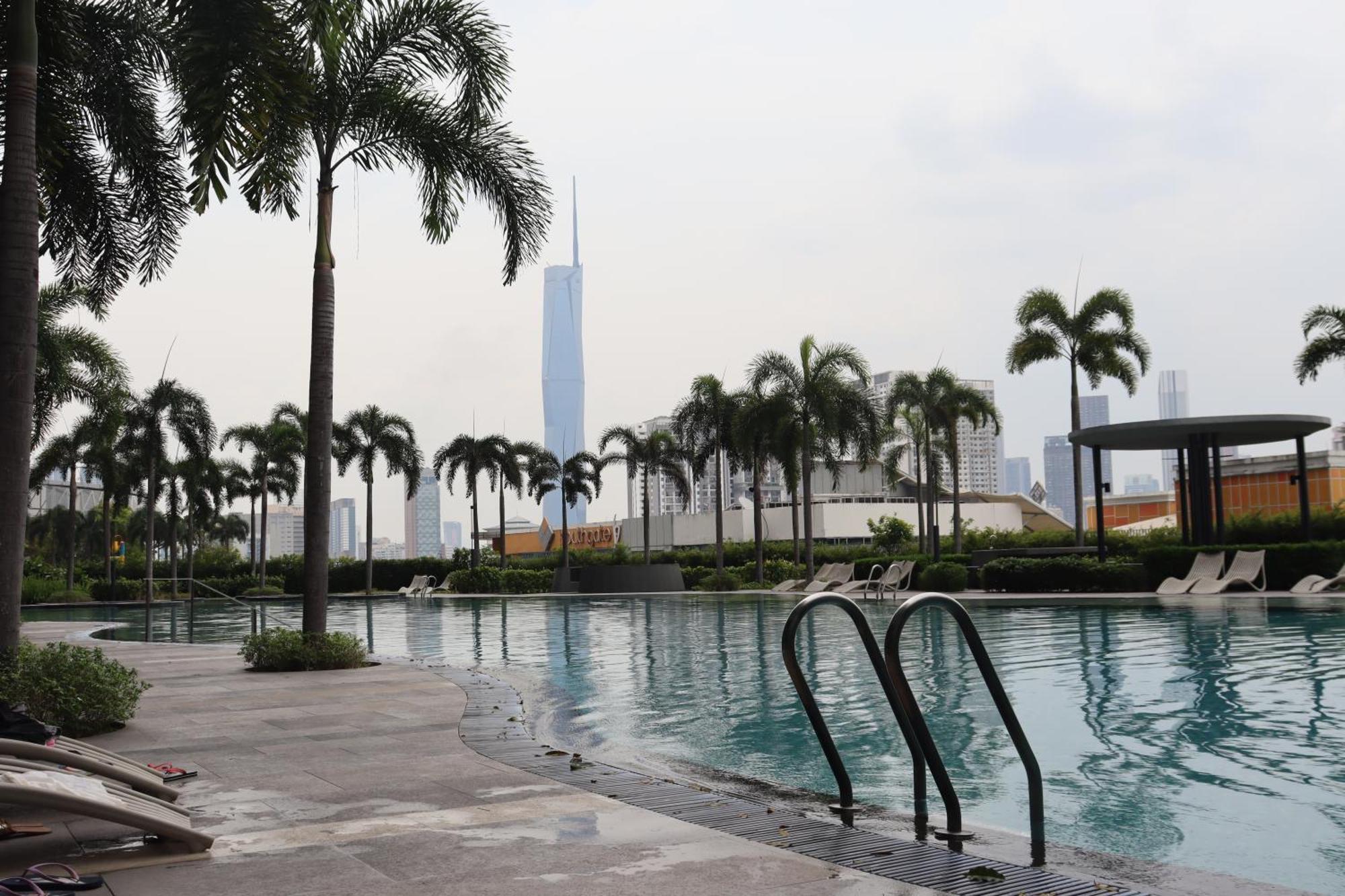 Trion Luxe Service At Klcc *